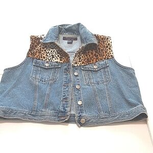 Mountain Lake Denim Animal Print Size: XLG